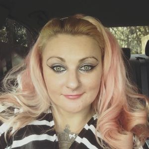 Meet your Posher, Erica